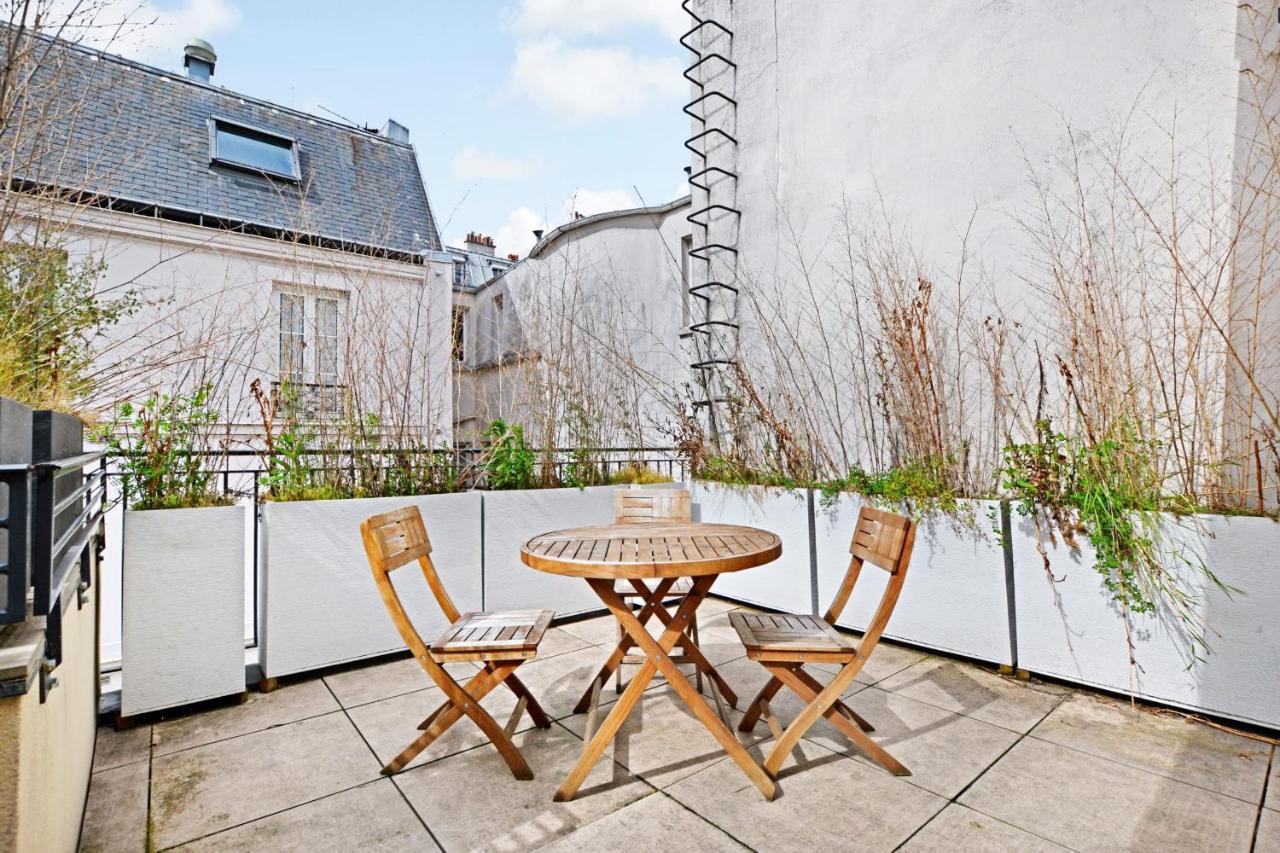 Exceptional Triplex With Terrace - Montmartre Leilighet Paris Eksteriør bilde