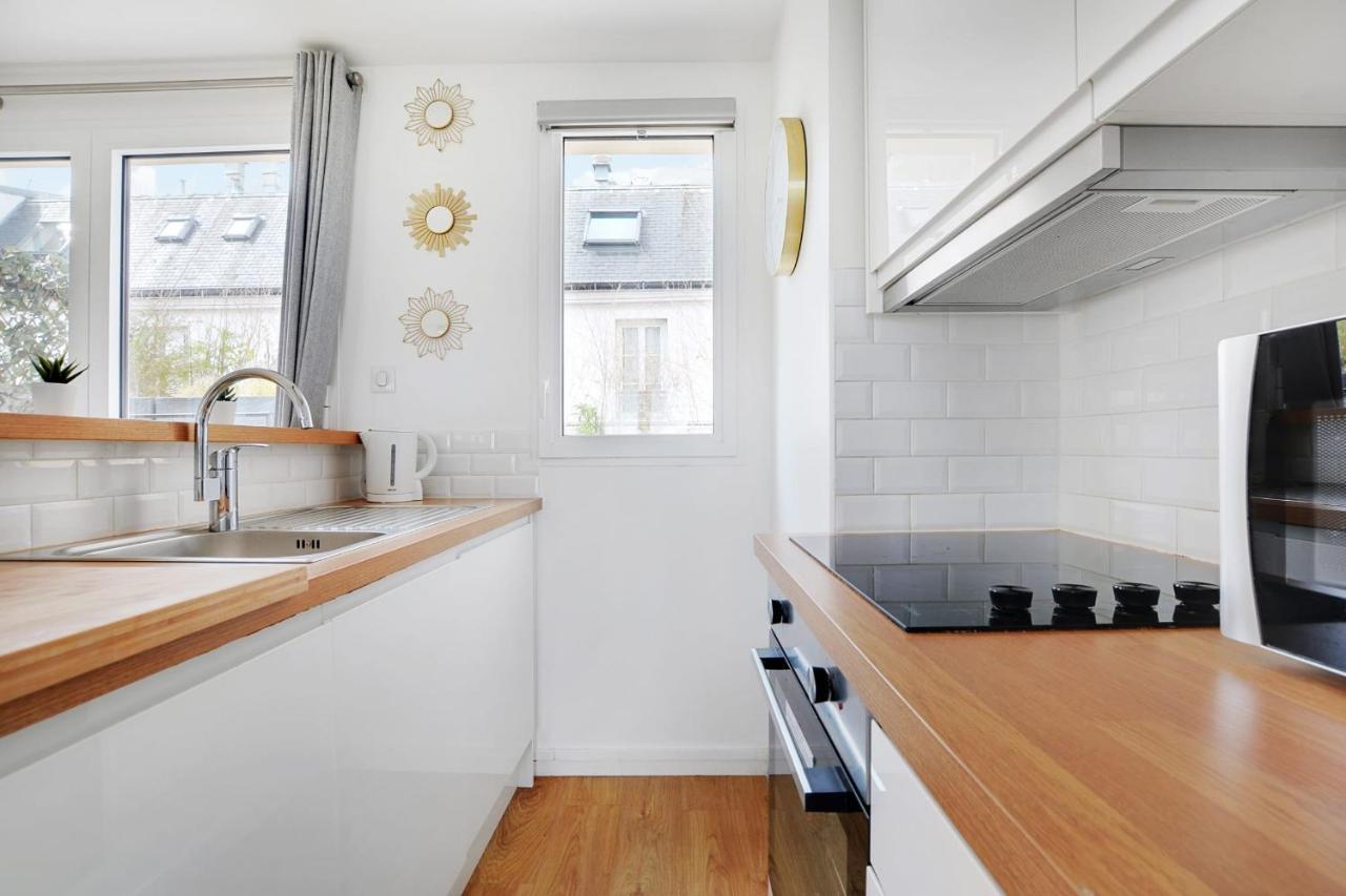 Exceptional Triplex With Terrace - Montmartre Leilighet Paris Eksteriør bilde