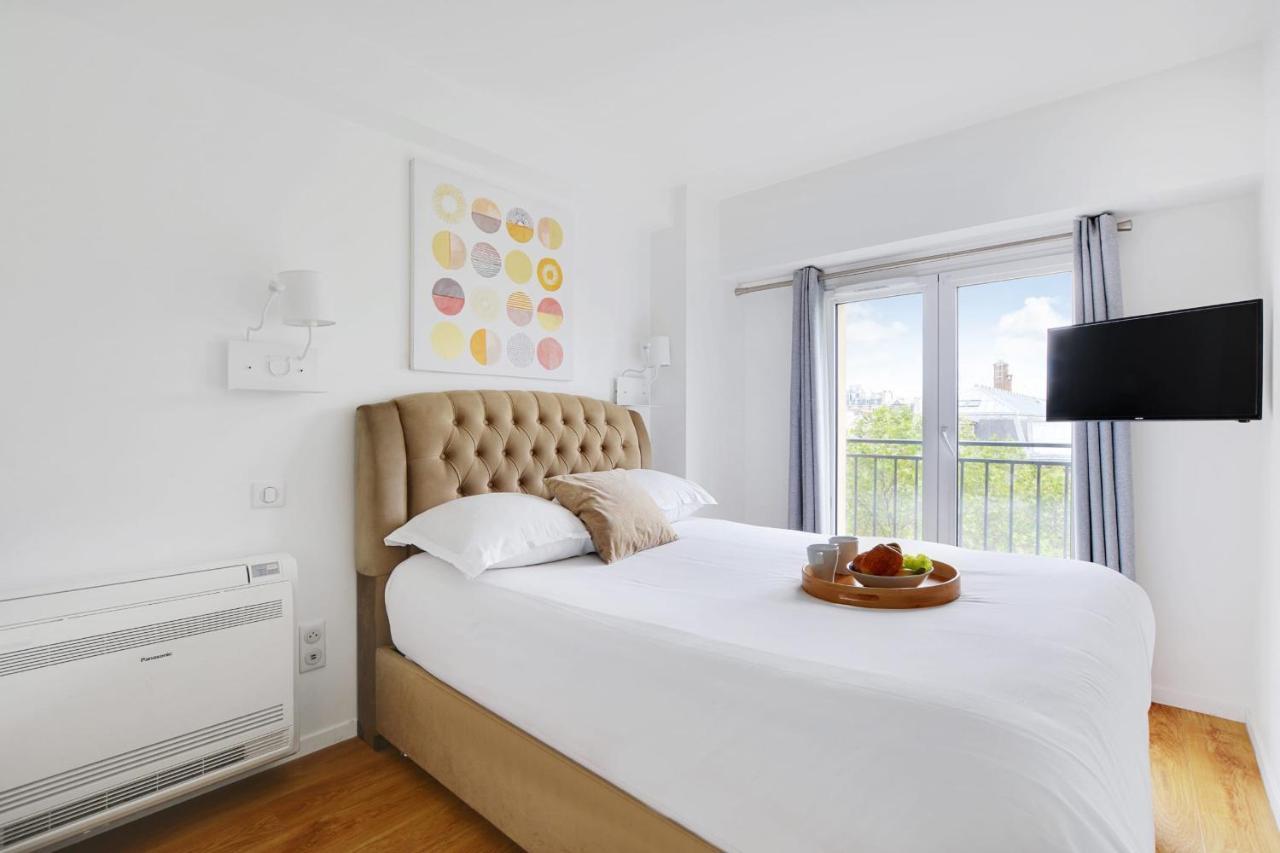 Exceptional Triplex With Terrace - Montmartre Leilighet Paris Eksteriør bilde